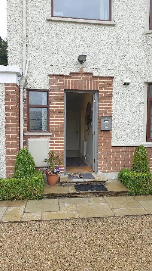 Dublin Airport Lodge 0*,