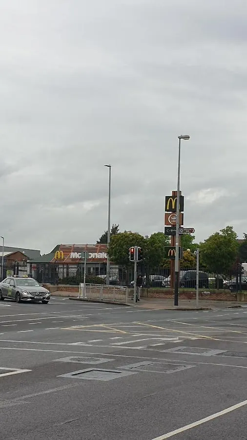 Dublin Airport Lodge 0*,  爱尔兰